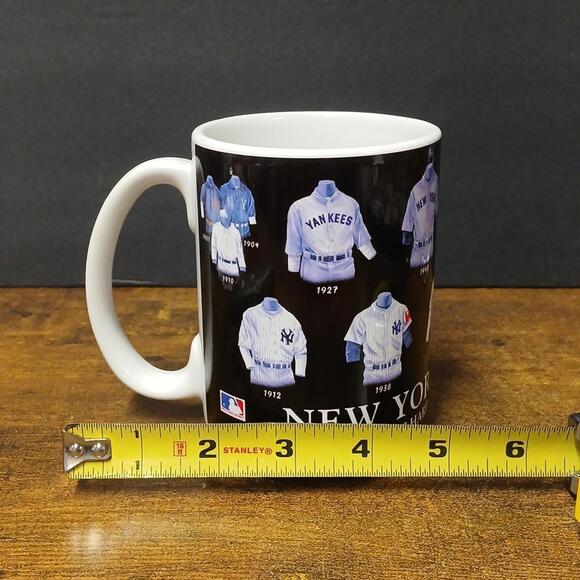 Vintage New York Yankees "It's Hard To Be Humble" Coffee Tea Mug, MLB - Picture 7 of 8